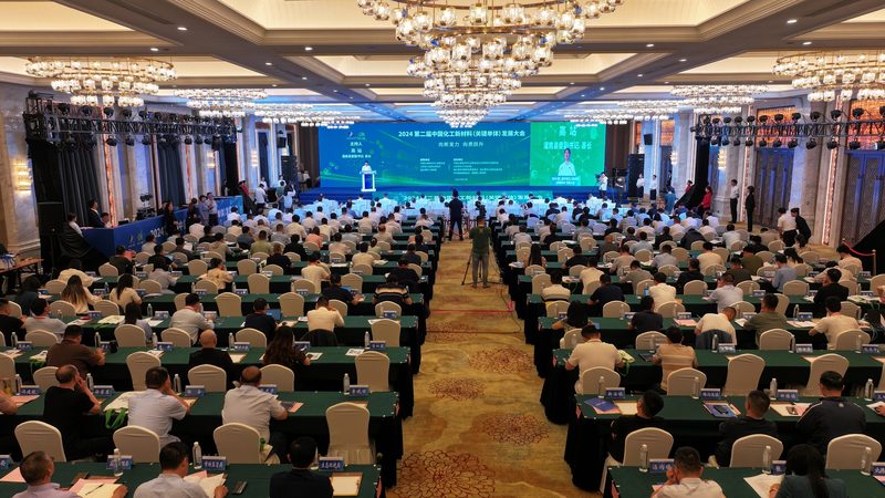 新型轻质结构材料：参数对比与尺寸考量**